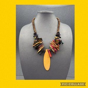 Chunky Organic Multicolor Necklace Leaf Feather Abstract